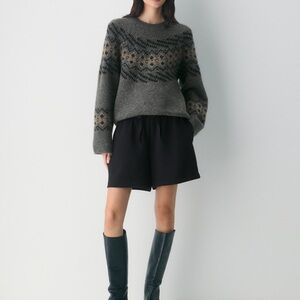 Aritzia Wilfred black Loge shorts in S